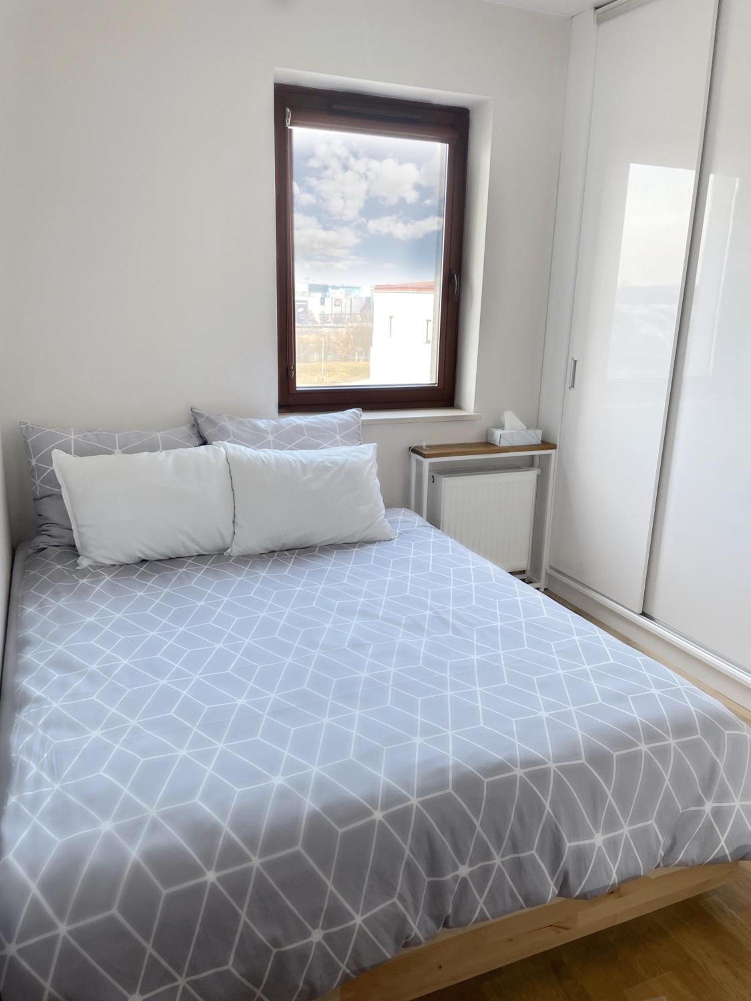 Apartment No̱410 View & Free Private Parking *
