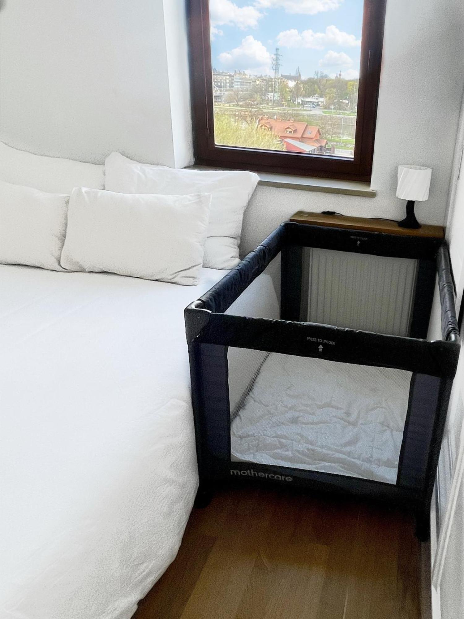 Apartment No̱410 View & Free Private Parking